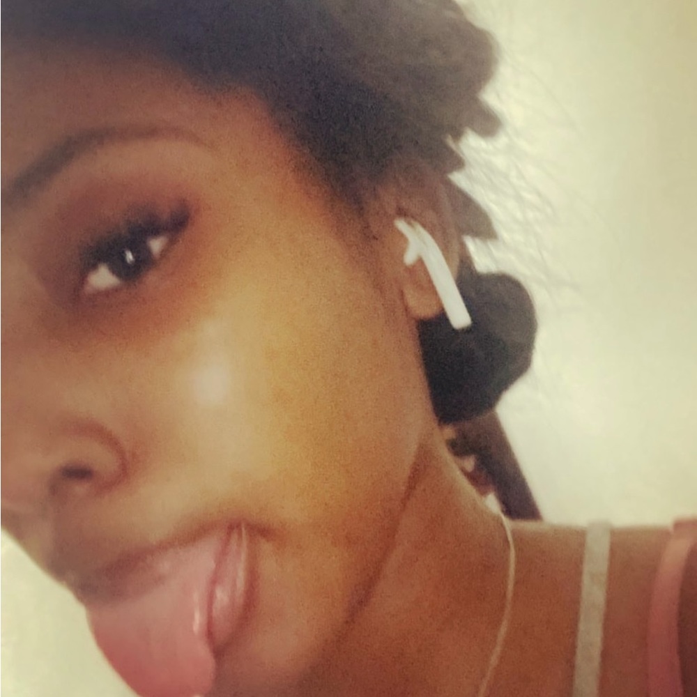 Meet your Posher, Samaya